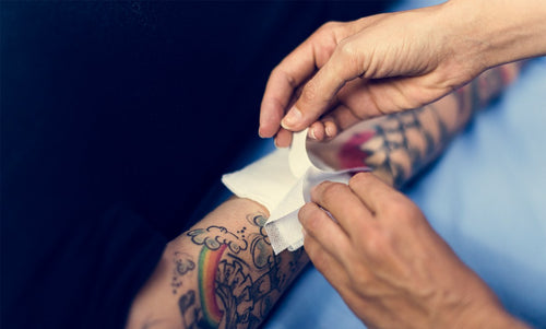 How to Speed Up Healing After a Tattoo: Using Transparent Dressings